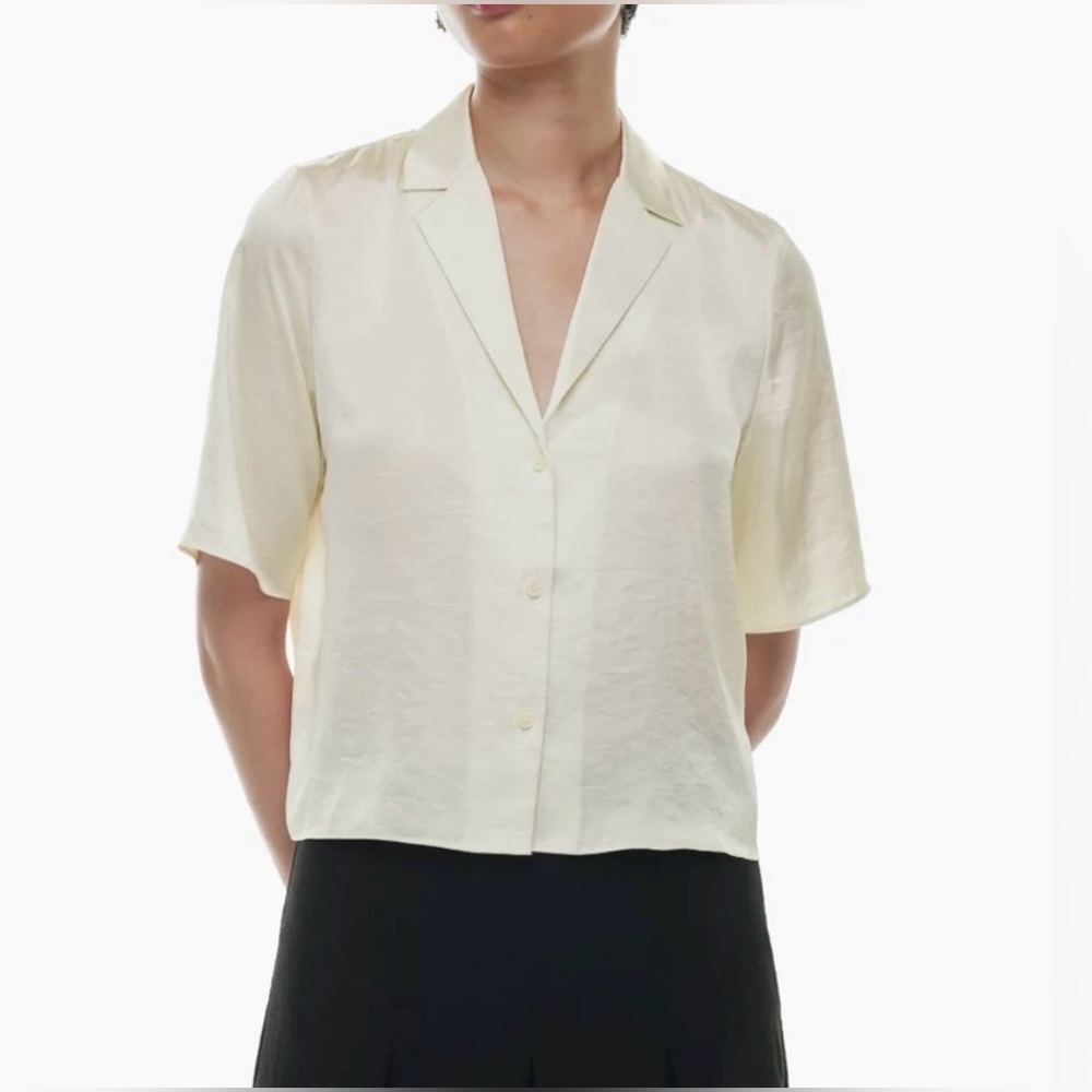 ARITZIA WILFRED CREAM BESO SATIN BUTTON FRONT SHORT SLEEVE TOP SIZE M